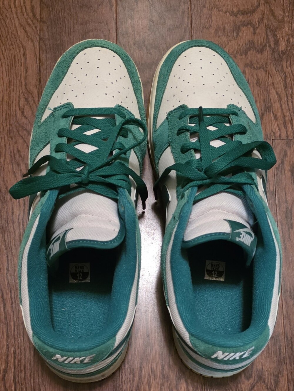 Nike Green and White Low-Top Sneakers